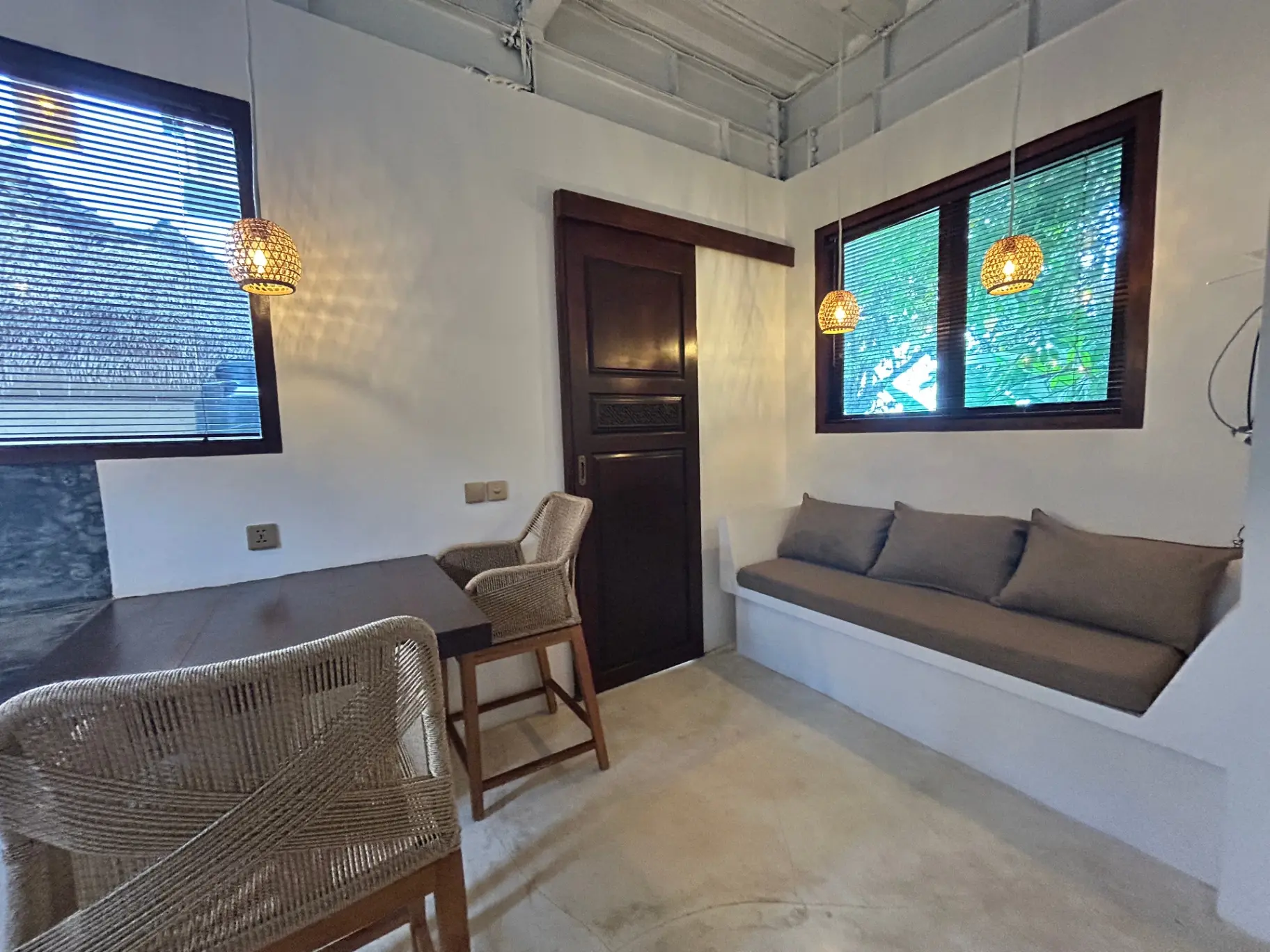 Minimalist Studio Apartment w/ Pool