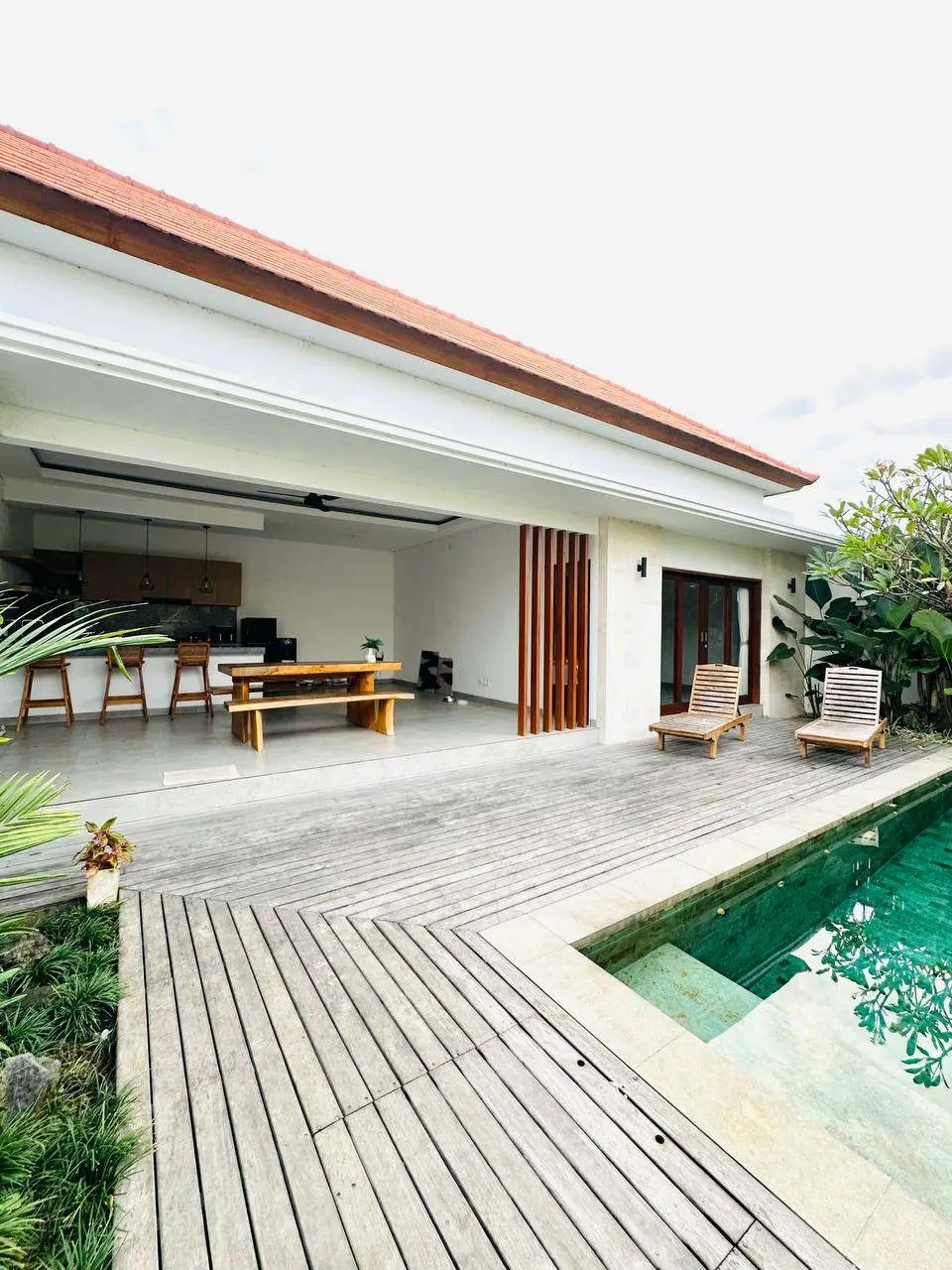 2 BEDROOM VILLA FOR YEARLY RENT, CLOSE TO SESEH BEACH - AF507