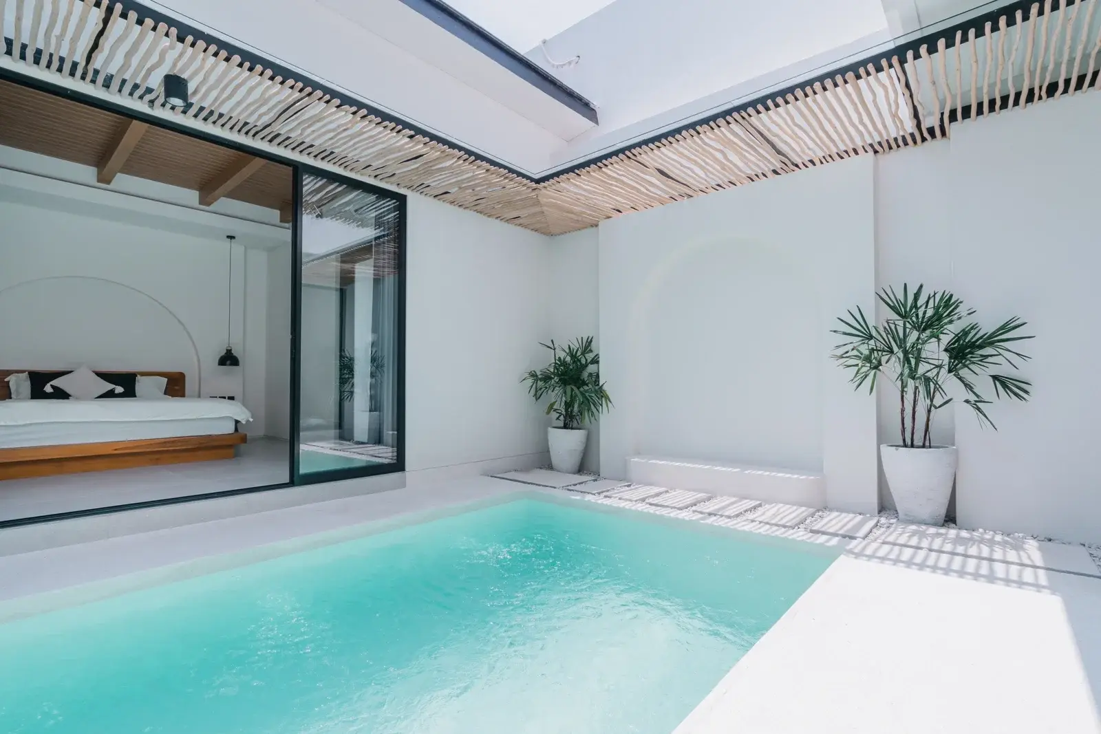 2 BEDROOM VILLA FULLY FURNISHED IN PERERENAN SEMPOL 