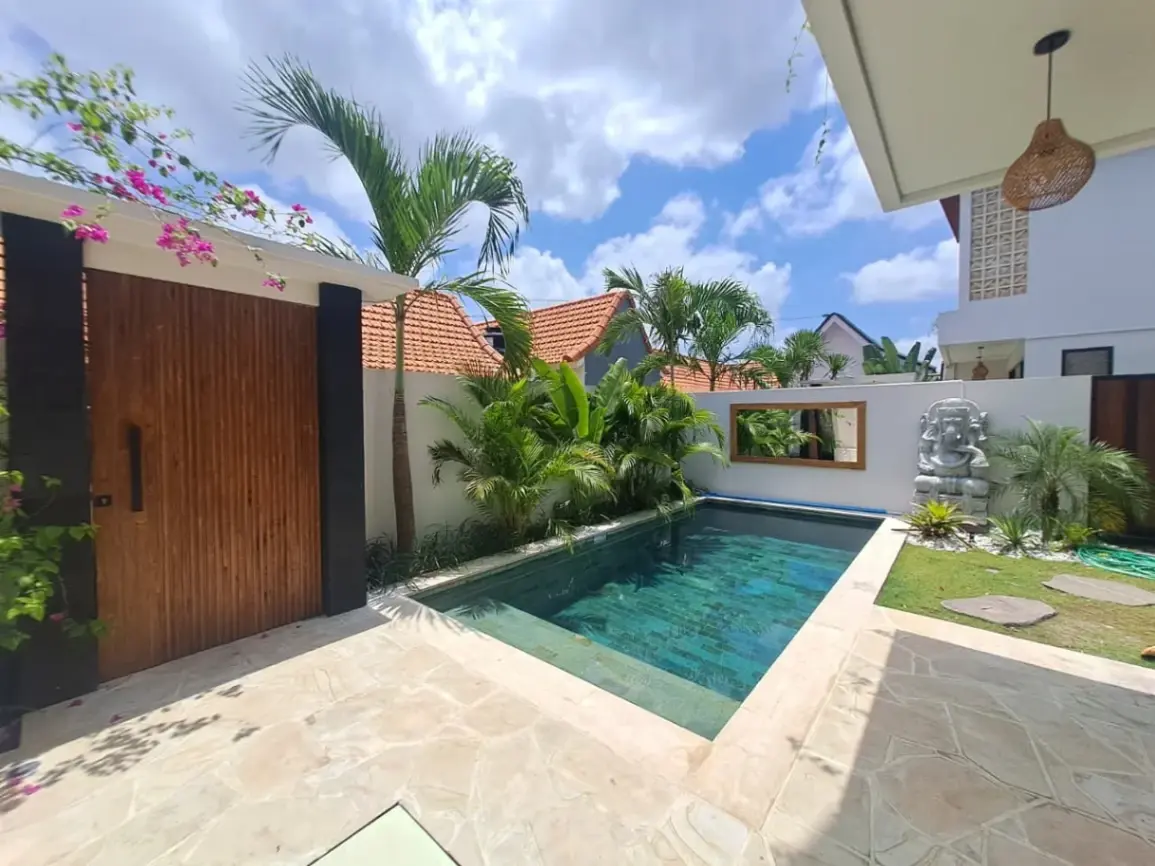 2 BEDROOM VILLA FURNISHED FOR MONTHLY & YEARLY RENT IN CEMAGI