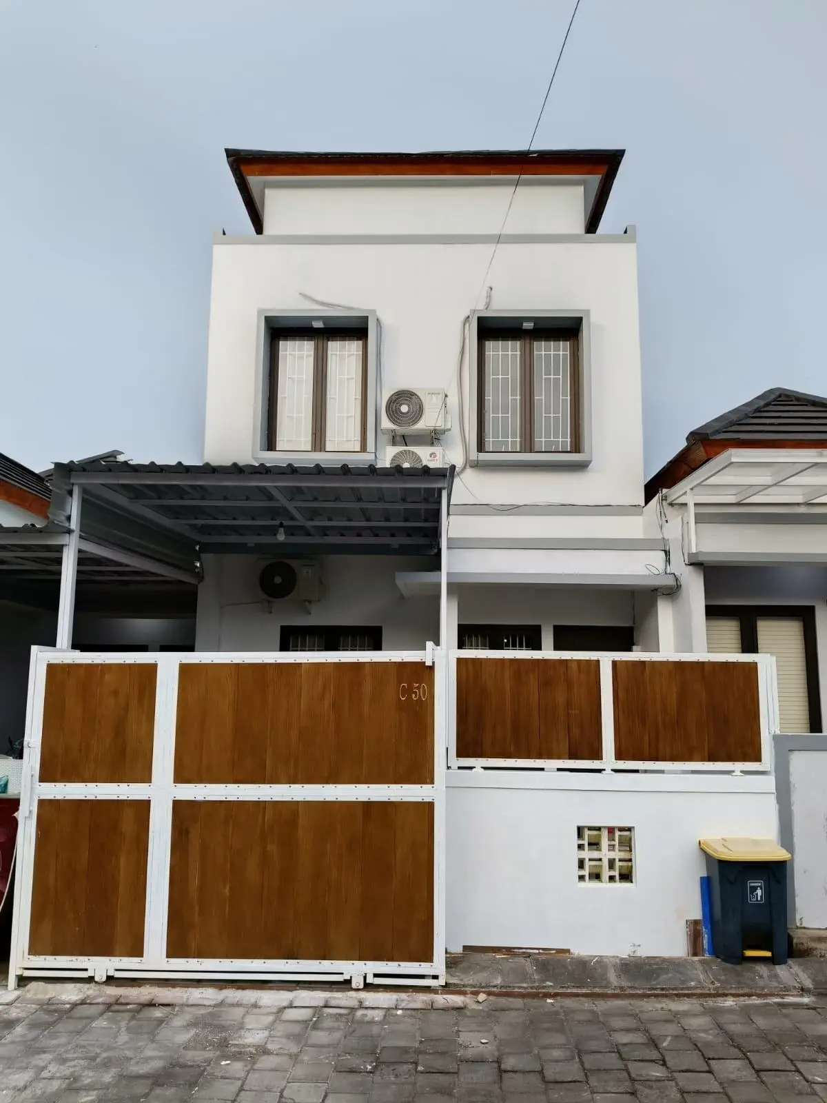 DO 98 - HOUSE FOR SALE IN JIMBARAN BALI