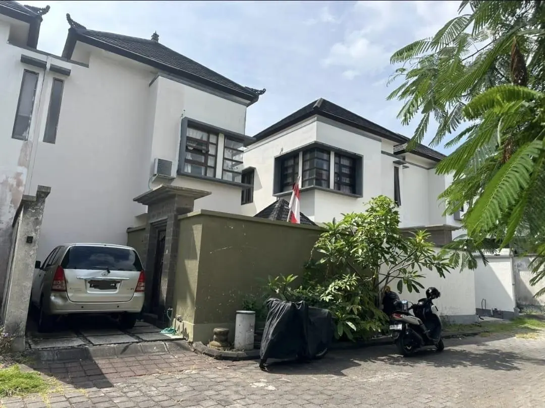 DO 110 - HOUSE FOR SALE IN NUSA DUA BALI 