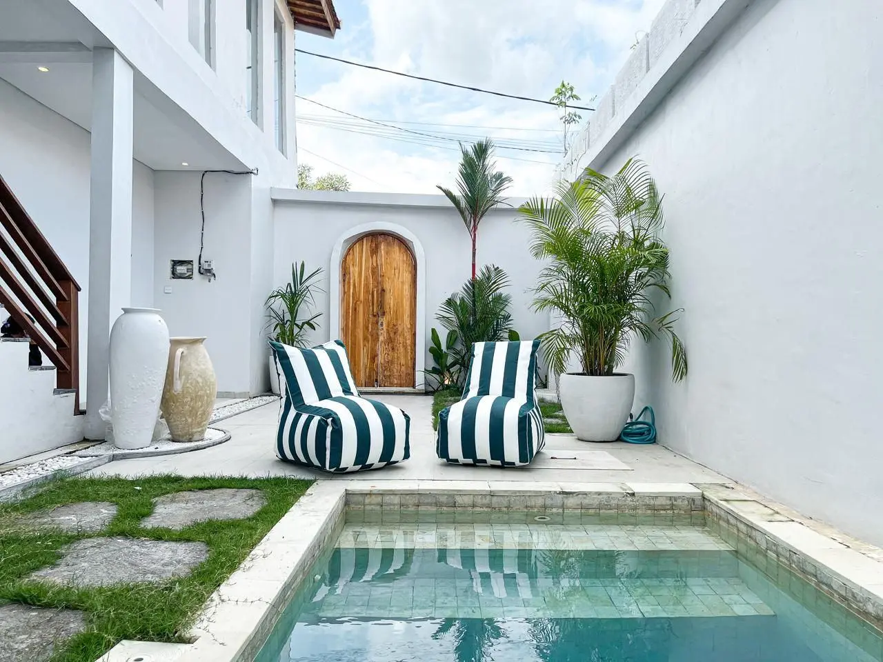 Modern minimalist villa in Seseh