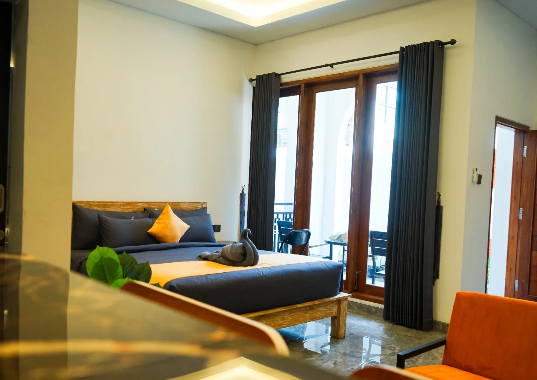 pretty room with pool