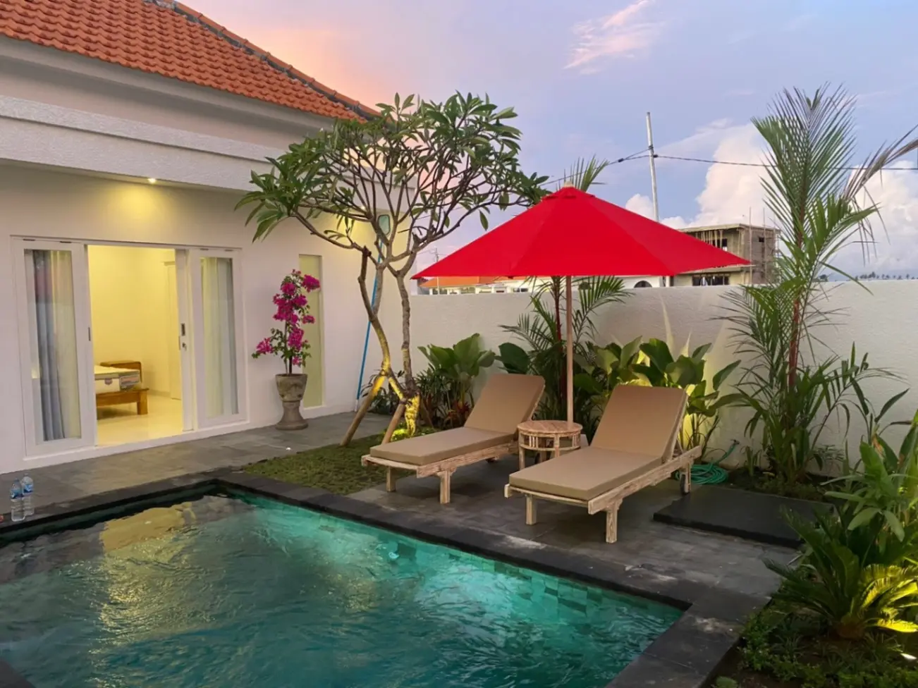 2 BR VILLA WITH NO CONSTRUCTION AROUND