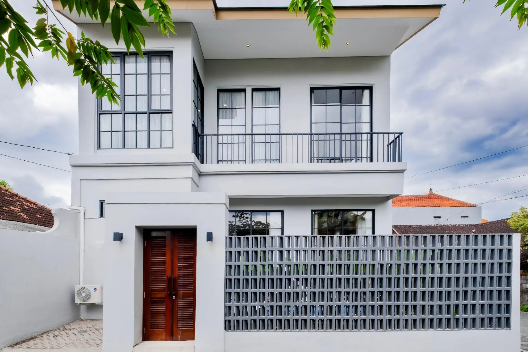 BRAND NEW 3BR VILLA AT BERAWA CANGGU