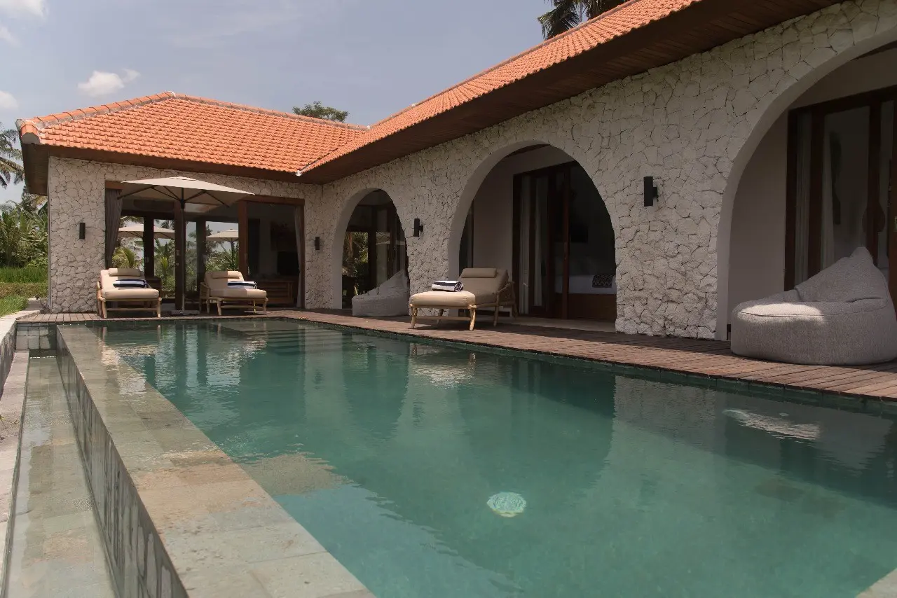 3 BEDROOM VILLA IN THE MIDDLE OF RICEFIELD IN UBUD