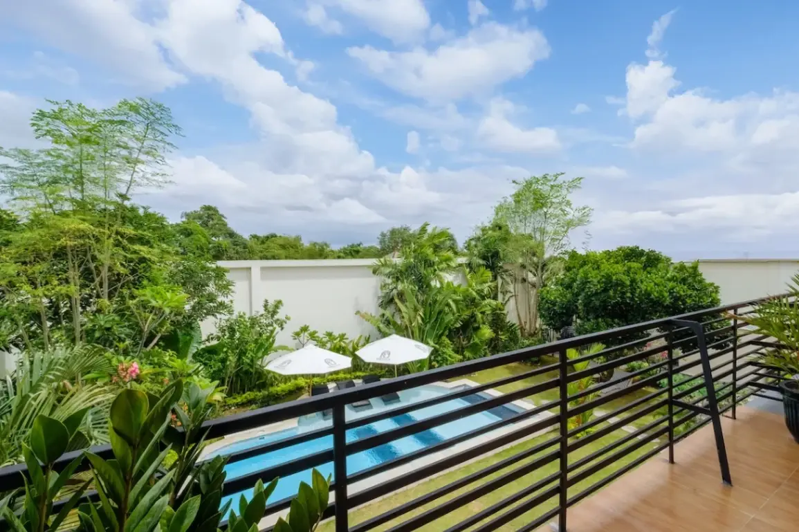 2 BEDROOMS APARTMENT SEMINYAK 