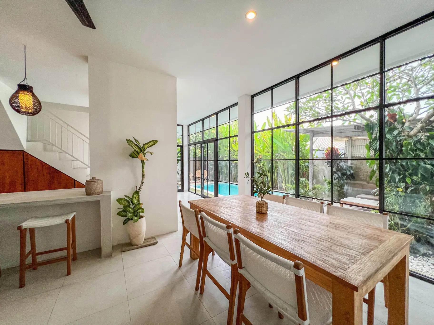 Peaceful Room in a Beautiful Zen Villa