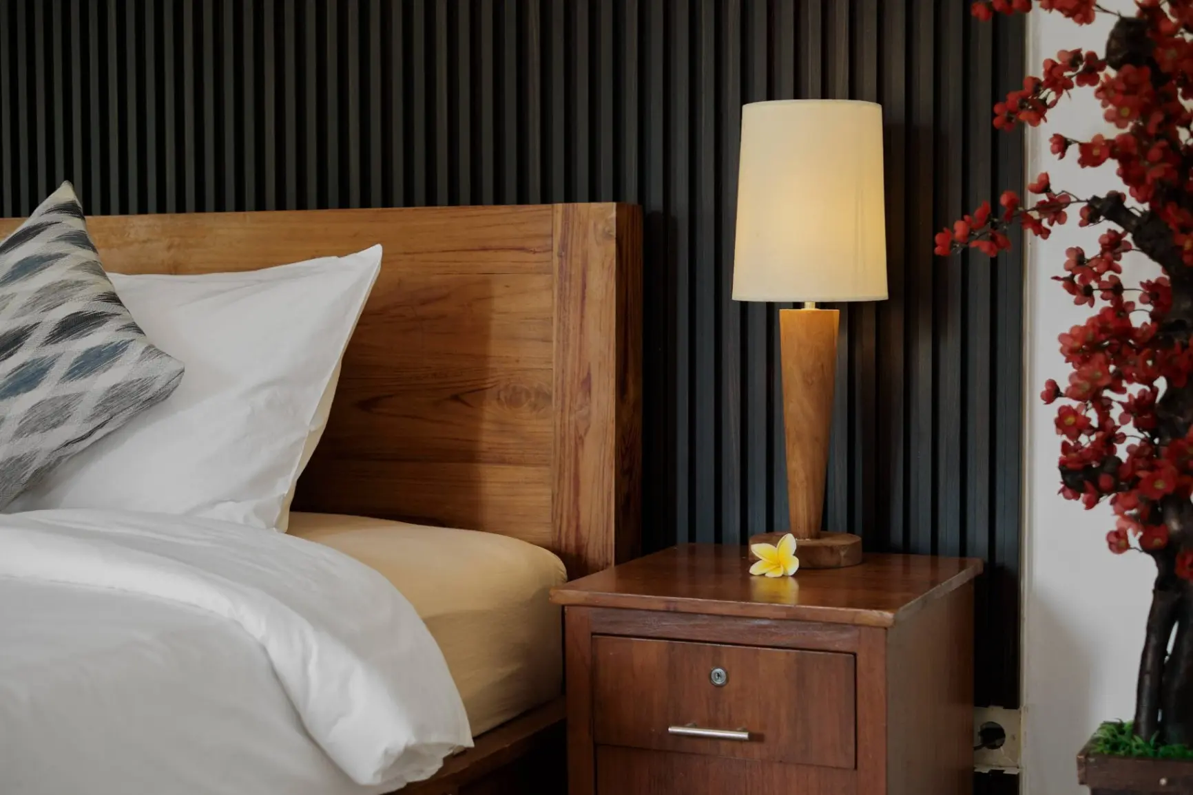 🪷 Jungle Villa Ubud – Peaceful Modern Balinese Retreat