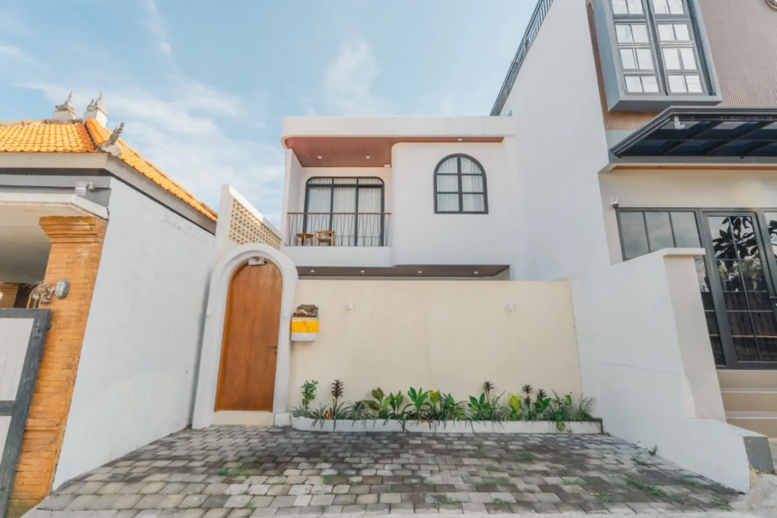 JAK-05 VILLA FOR RENT 2 Bed IN CANGGU 