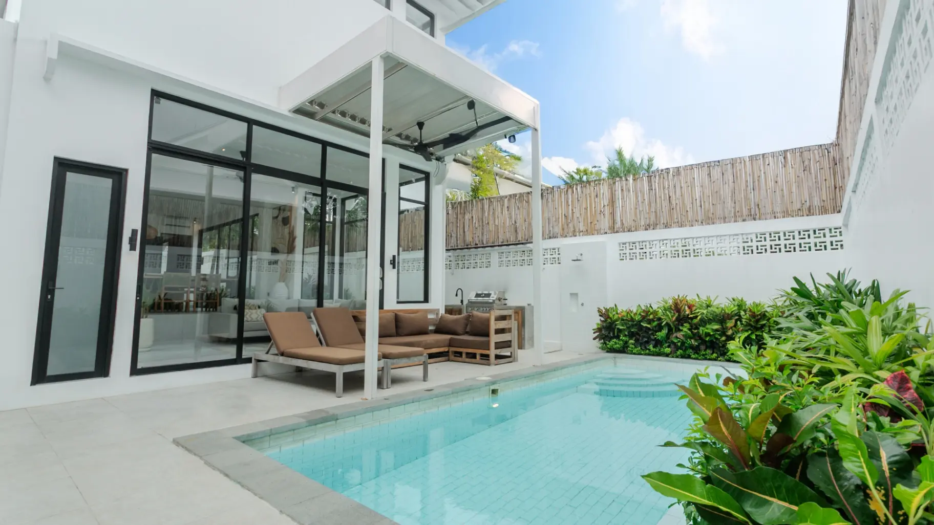 Ecolife - UPDATE Modern Lux 3BR Villa Pool, Outdoor BBQ & Balcony