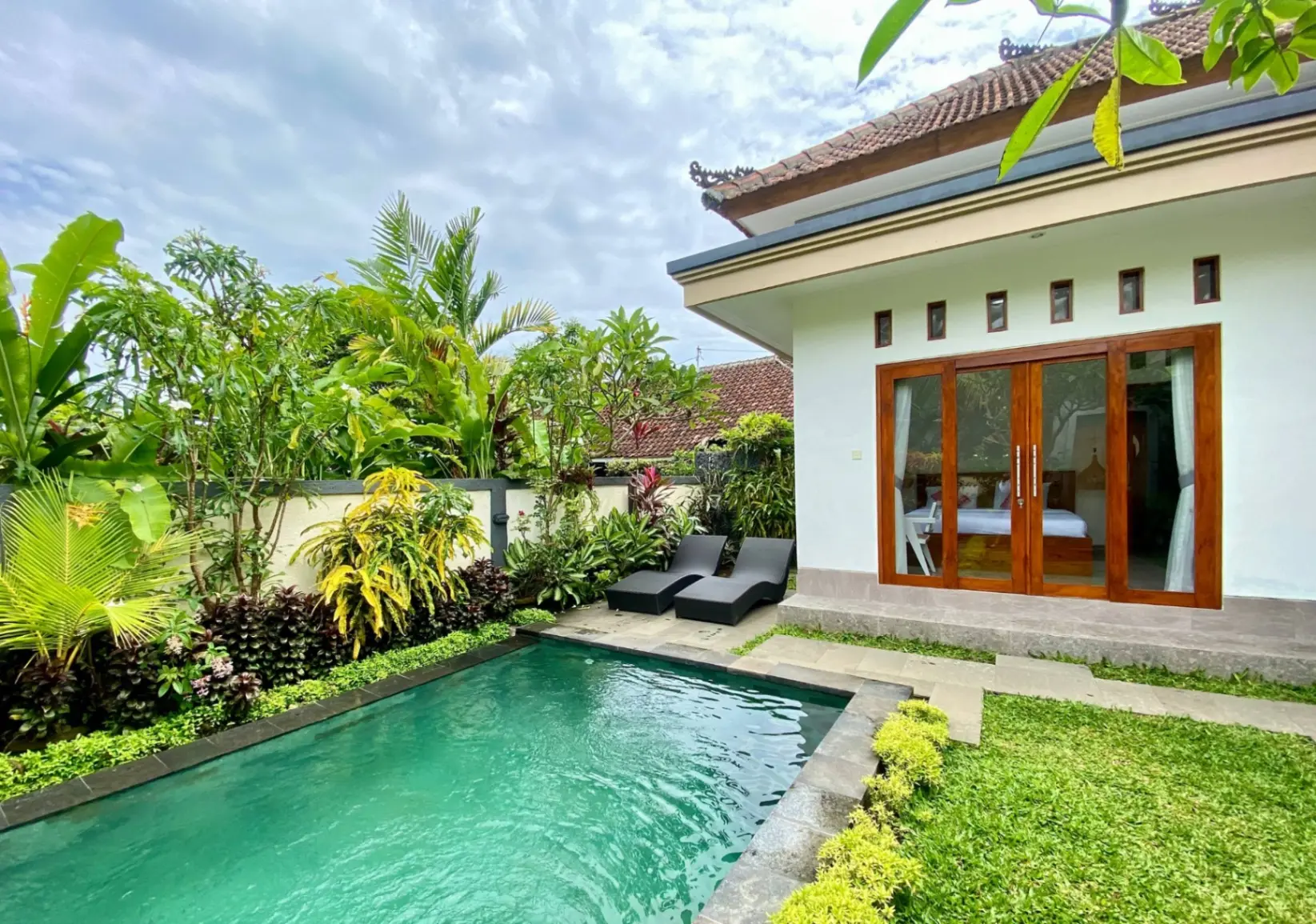 🏡 Private 2-Bedroom Villa with Living Room in Sayan, Ubud