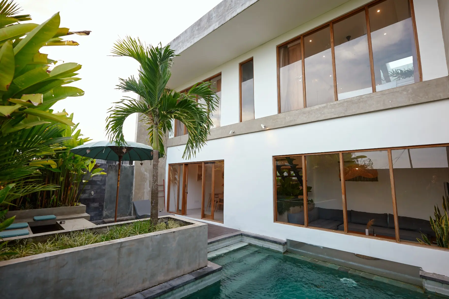 Villa Octo - 2 Bedroom Industrial Modern Villa in Great Location of Canggu!!