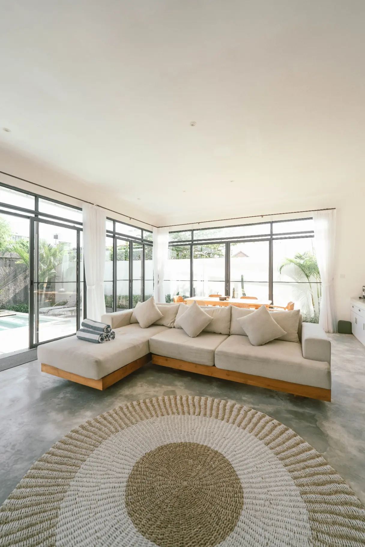 Modern 3BR Villa w/ Office & Pool 