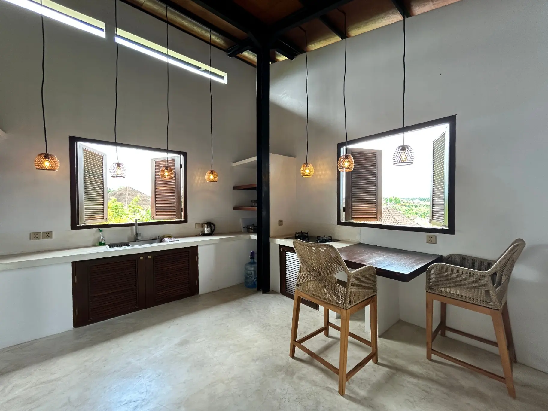 Mediterranean Studio Loft w/ Scenic Views – Penestanan