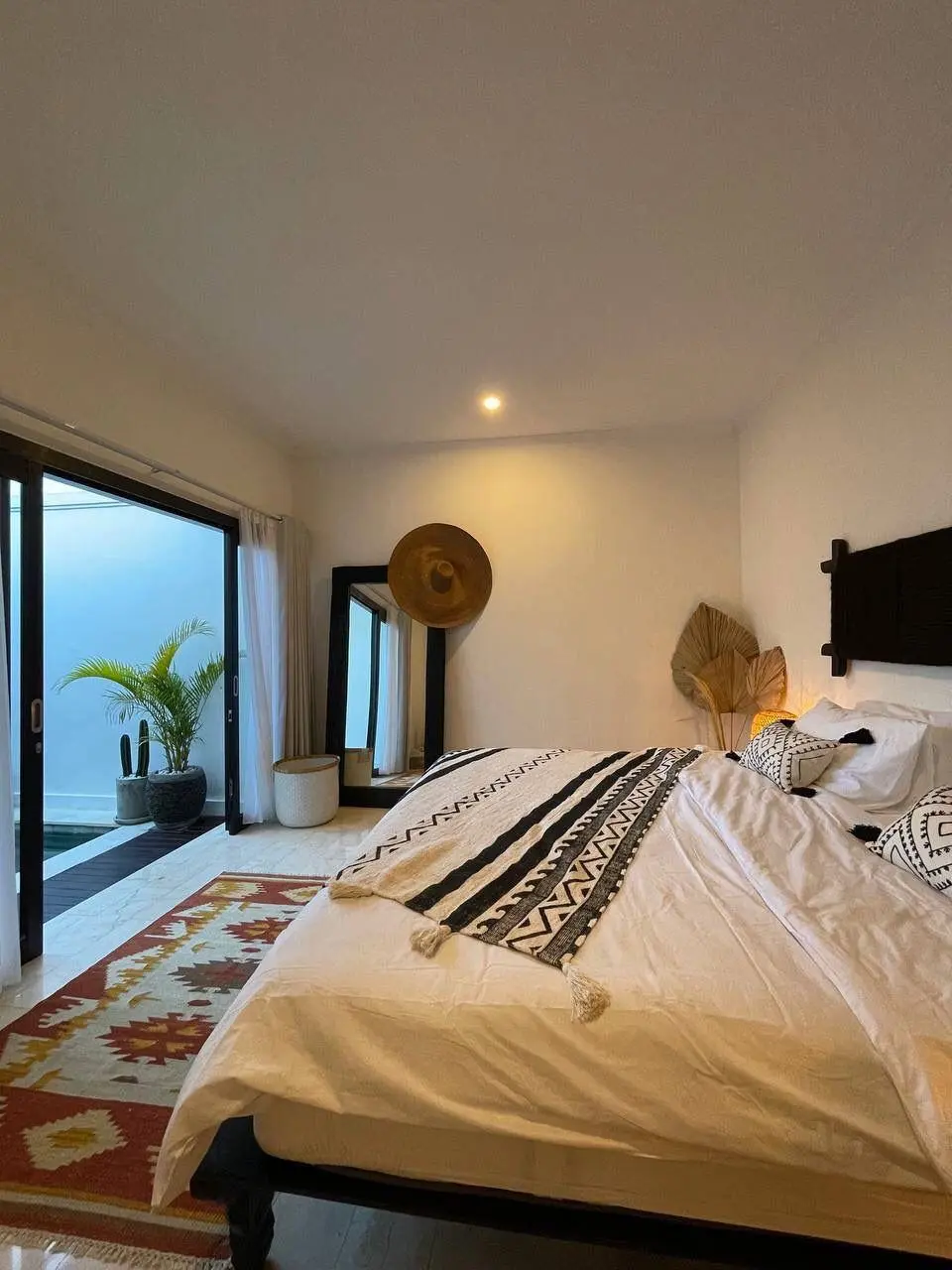 2-Bedroom Villa for Rent in Padonan – Monthly & Yearly Options Available