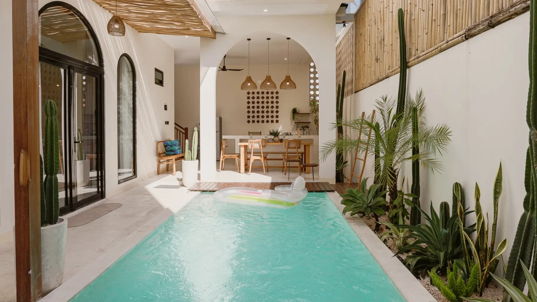 Seffalas - 3BR Villa with Pool & Rooftop Lounge