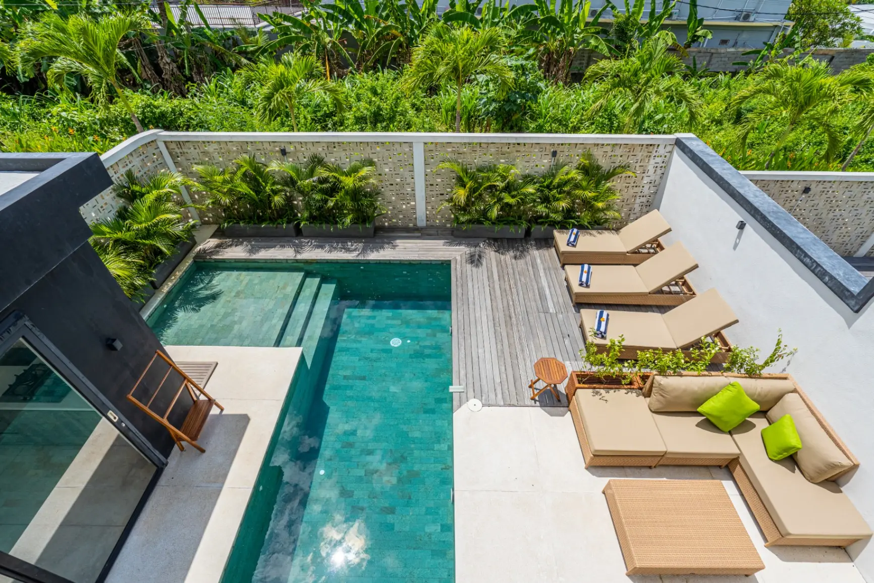 Terrace B3 - 3BR Sophisticated Villa Canggu w/ Pool & Balcony