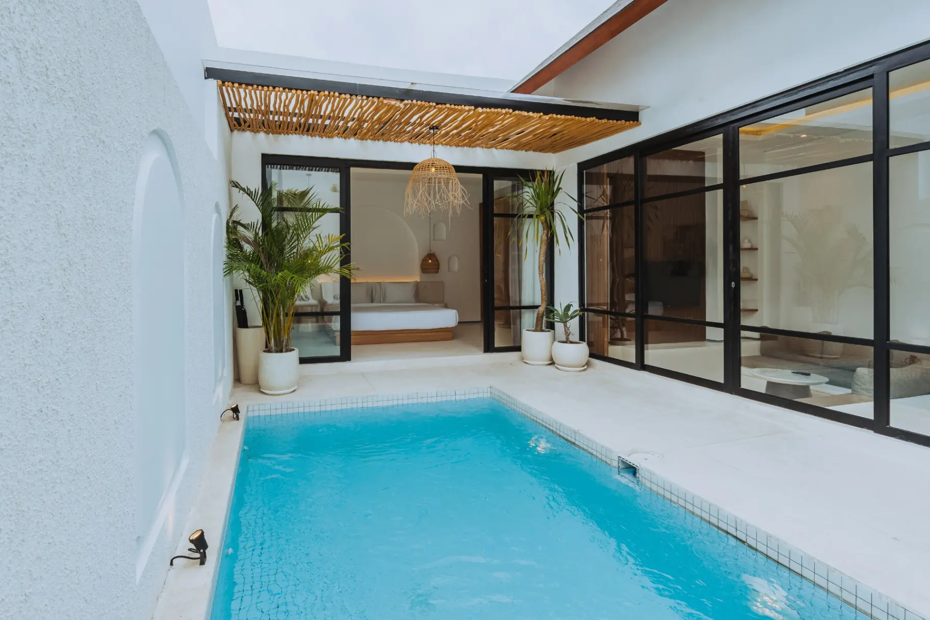 The Serendipity - Canggu Mediterranean 1BR Villa | Pool & Bathtub