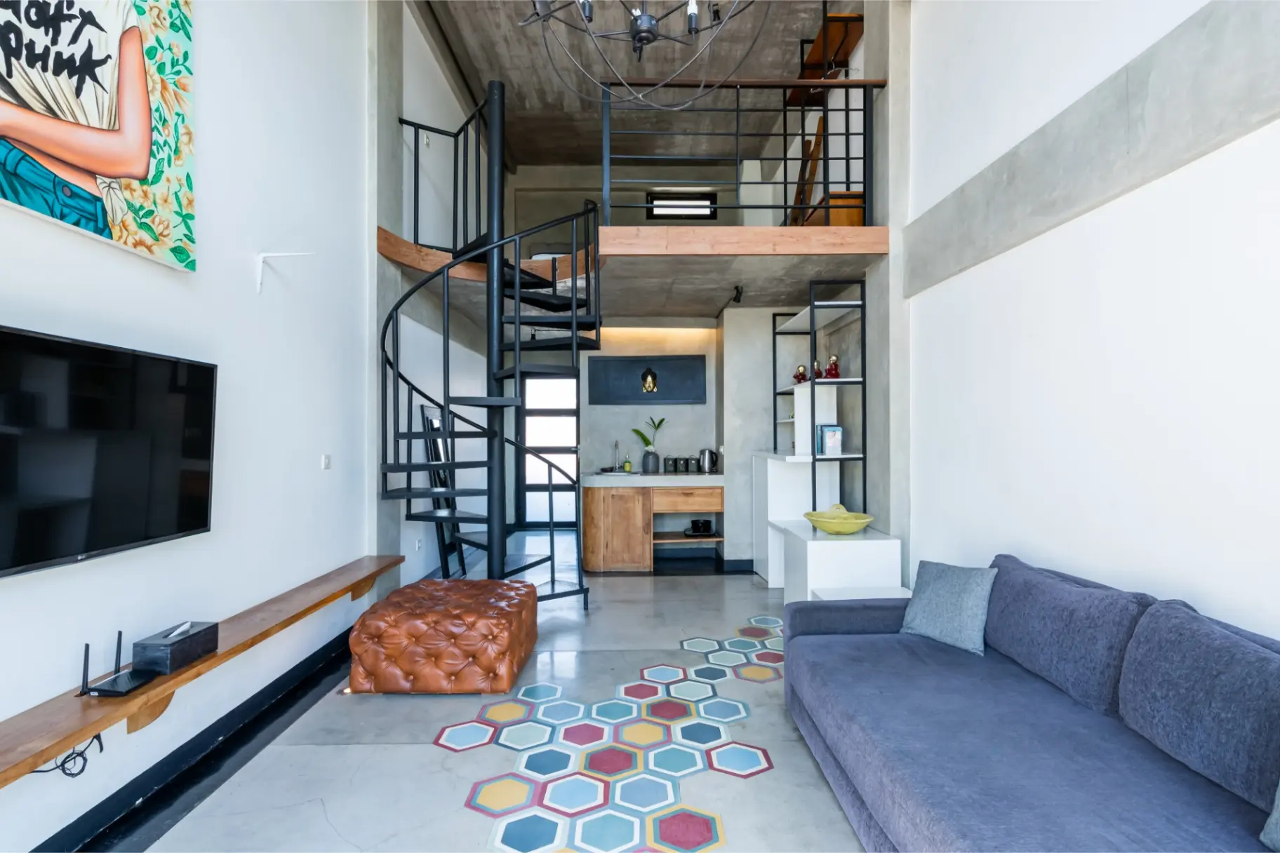 Balissimo - Central Seminyak Industrial Loft w/ Shared Pool