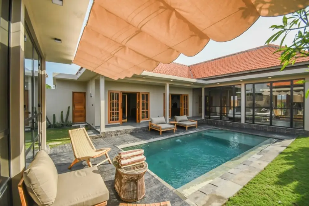 Beautiful Luxury Villa Three bedrooms in Prime location Canggu Area YRS3920