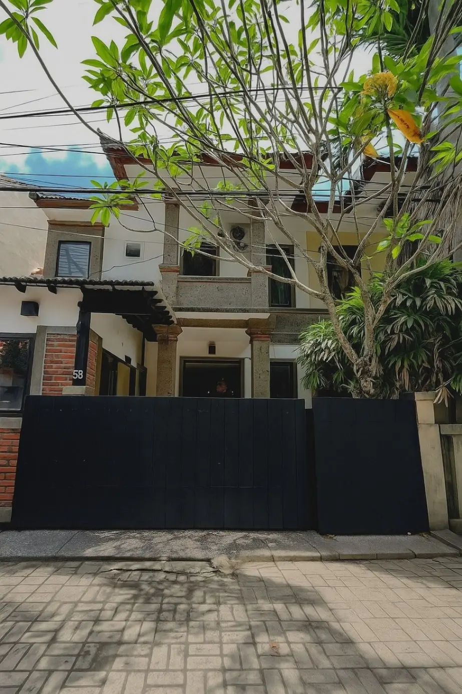 3 Bedroom Villa in The City Center of Seminyak