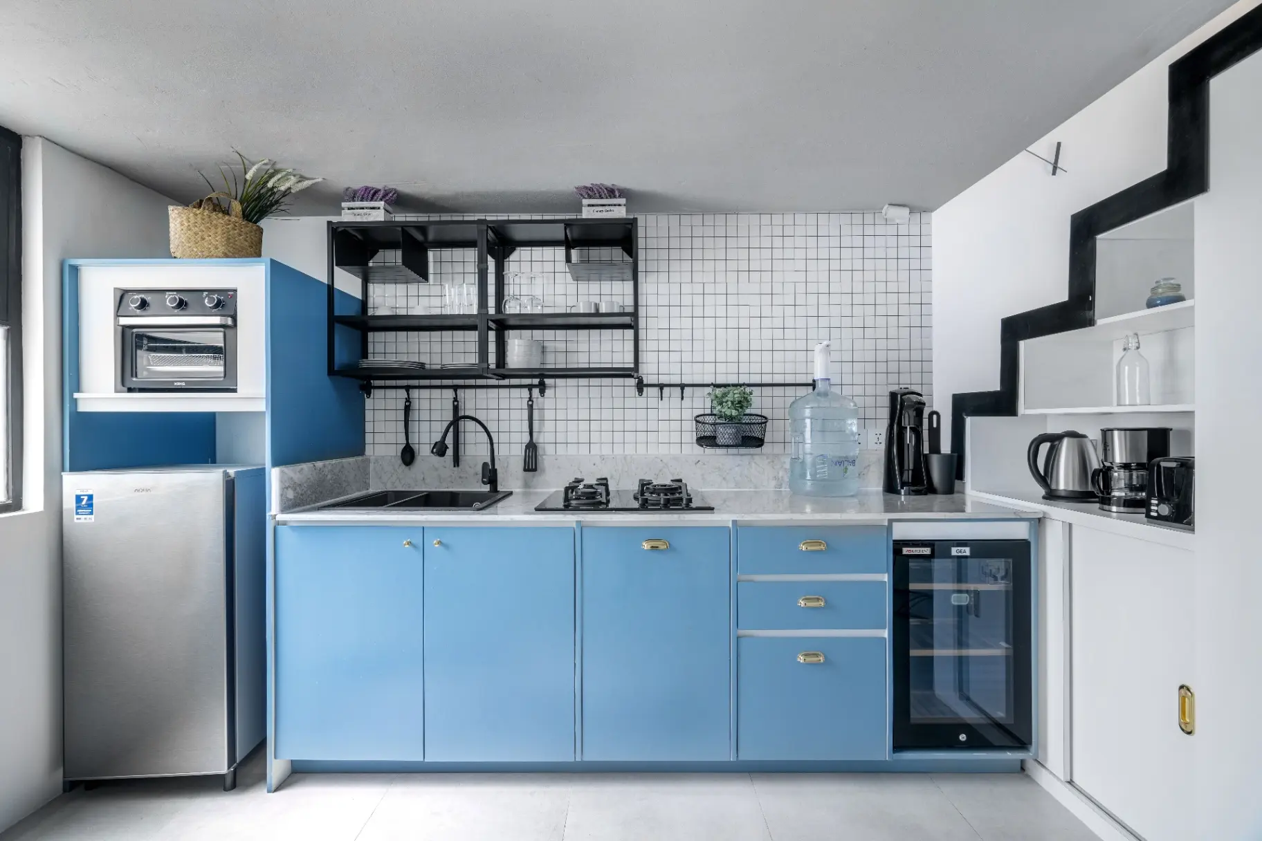 Tropicana Loft - Modern Simple Superior Loft Pool Berawa Canggu