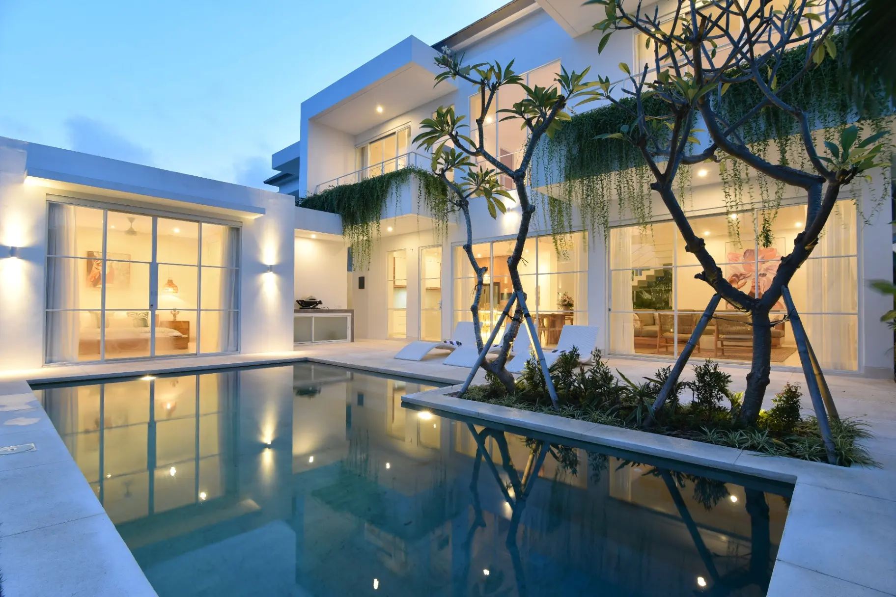 4 BEDROOM VILLA IN CANGGU, IDR 75 MILL/MONTH