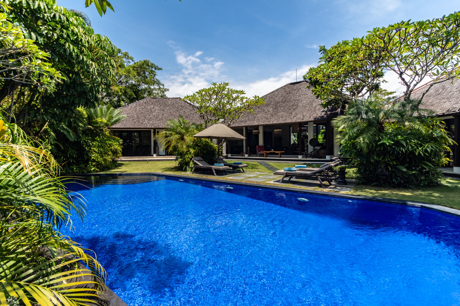 Villa image 1