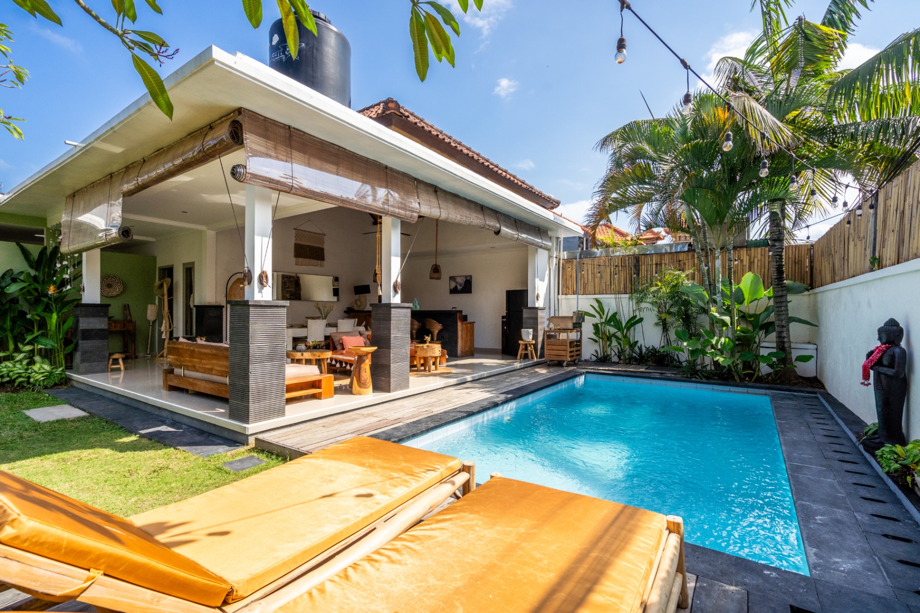 Villa image 1