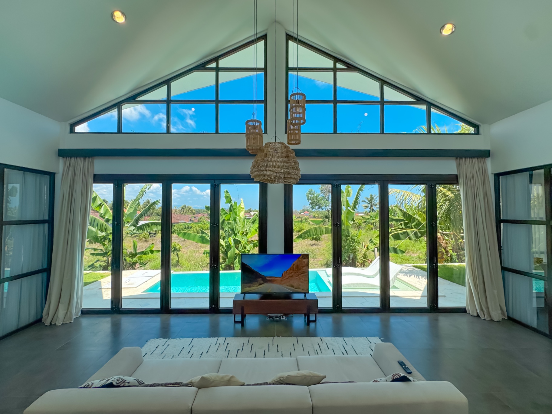 Villa image 3