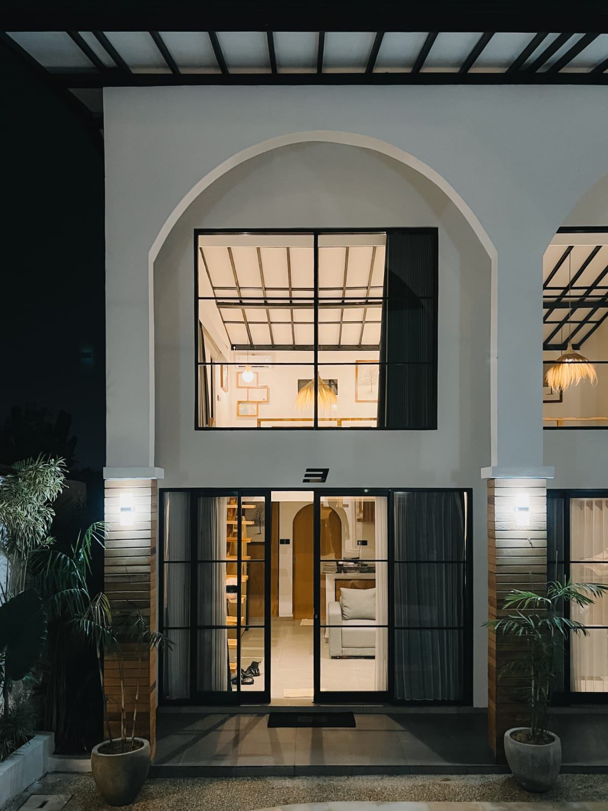 Villa image 1