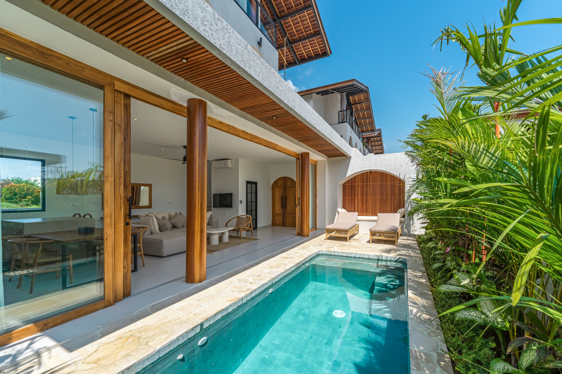Villa image 1