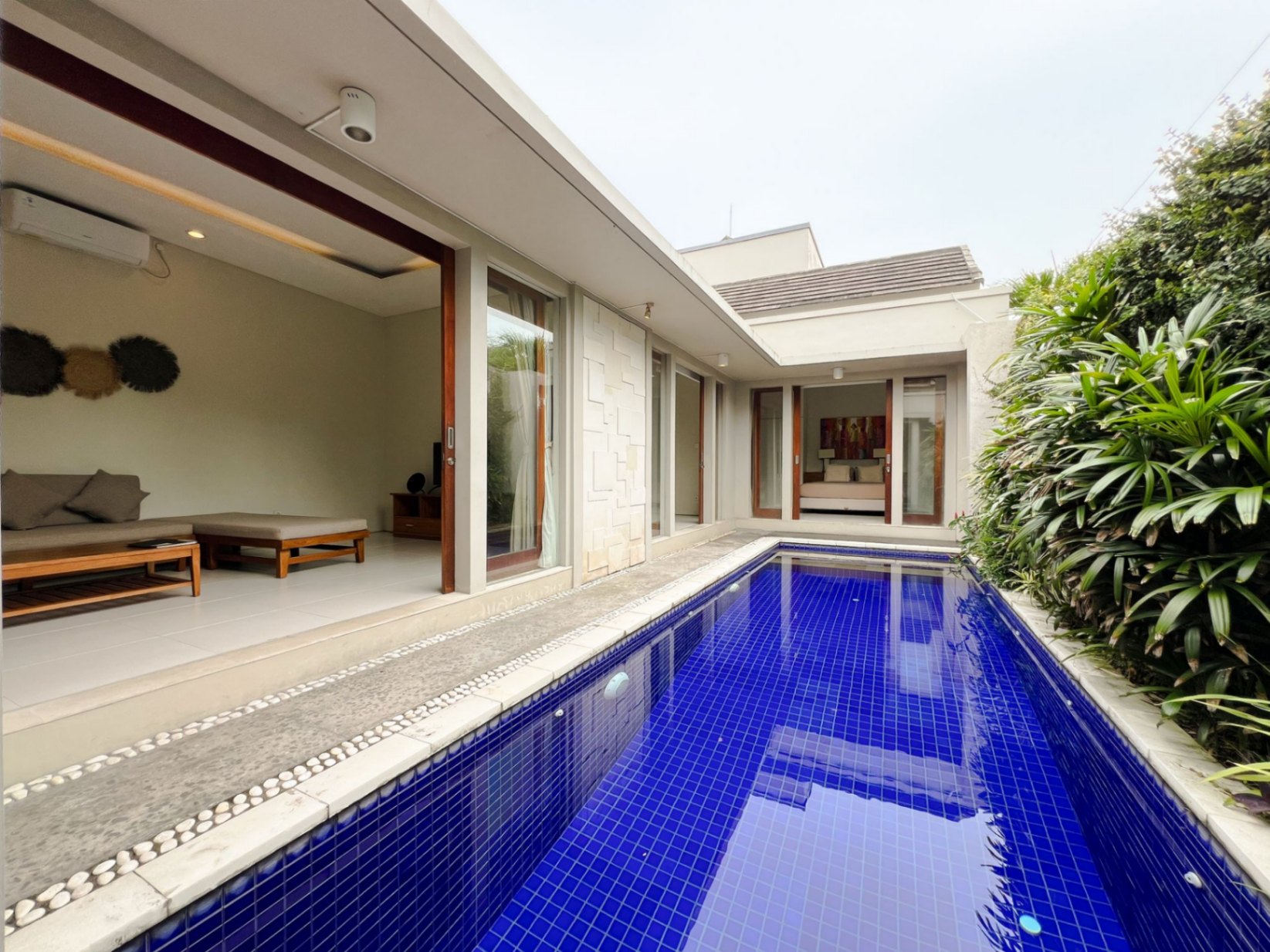 Villa image 2