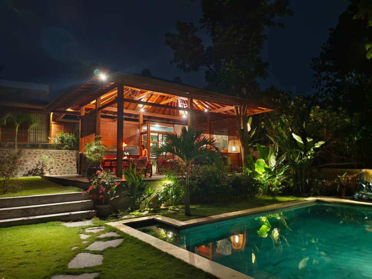 Villa image 1