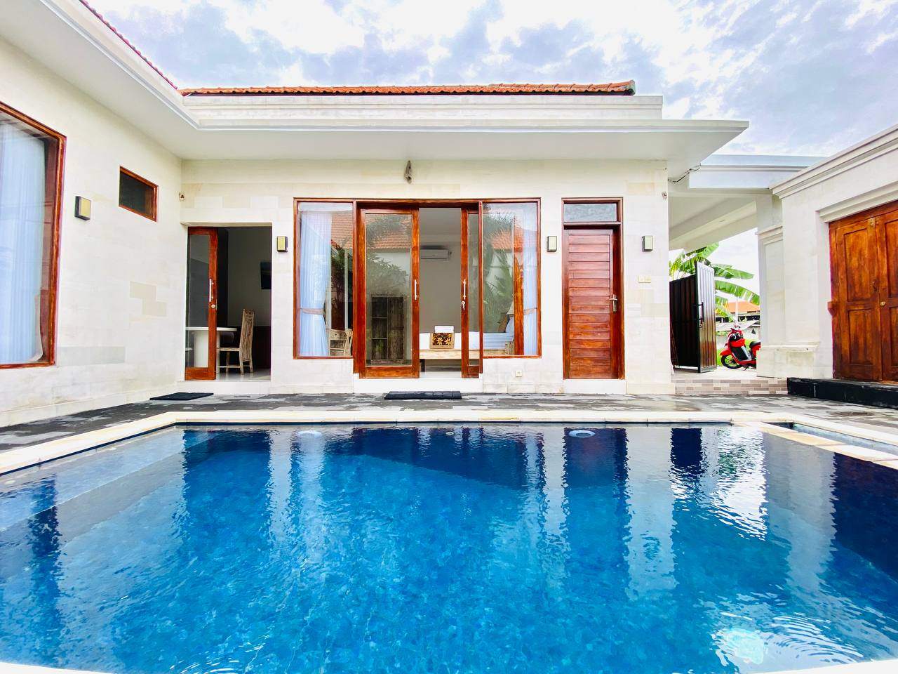 Villa image 2