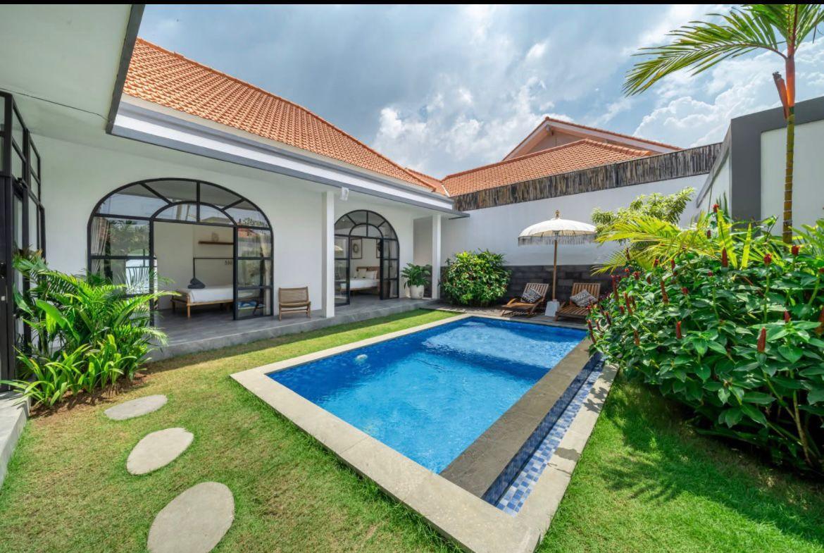 Villa image 1
