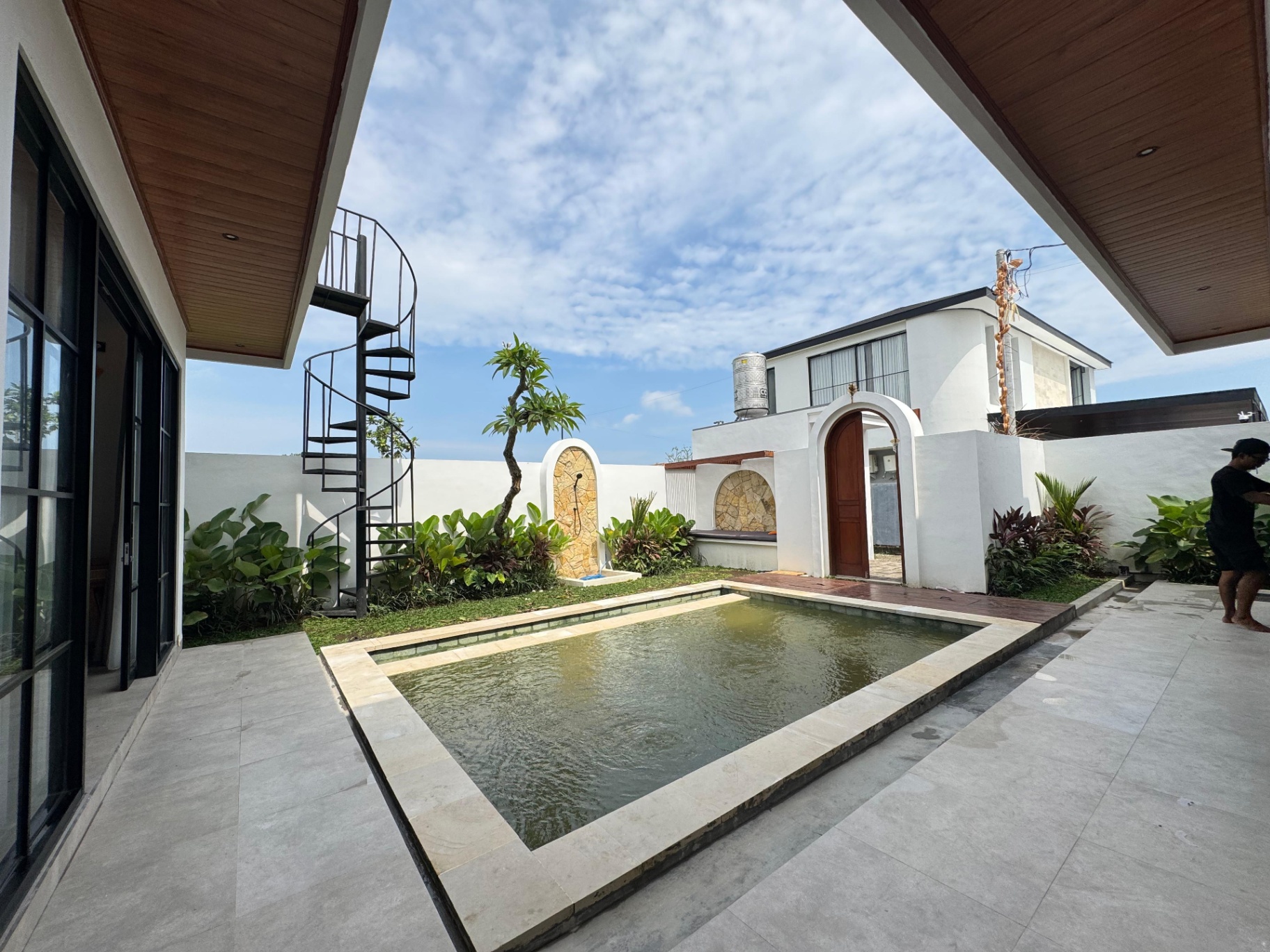 Villa image 1