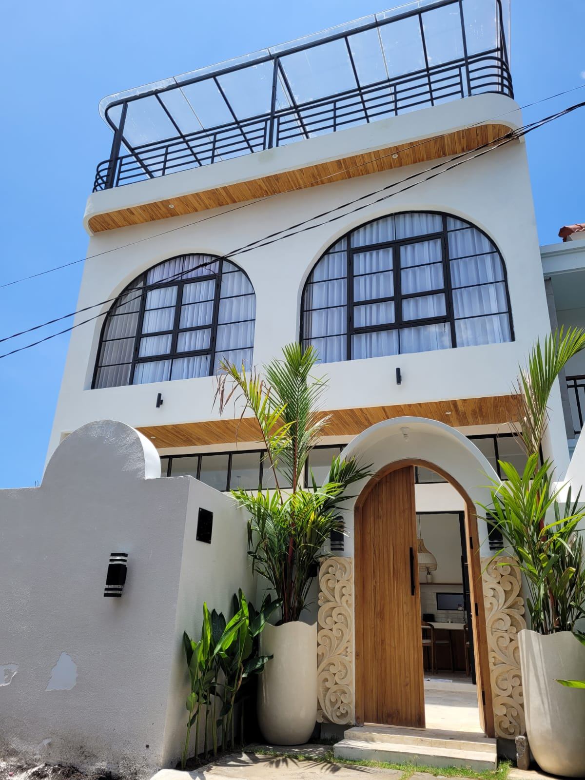 Villa image 1