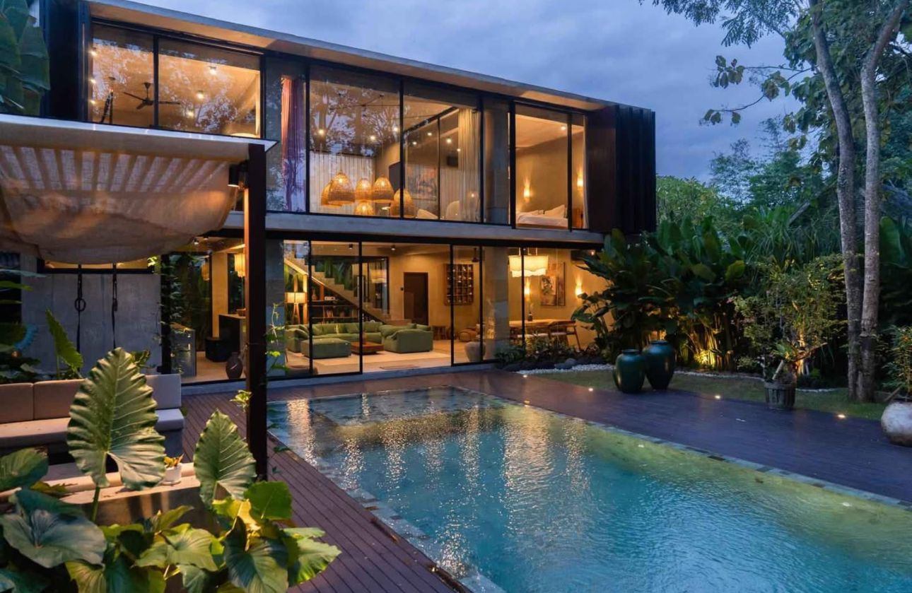 🌿 For Rent: Spacious 4BR Home + Office in Peaceful Tumbak Bayuh 🌿