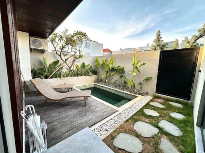 Villa image 1