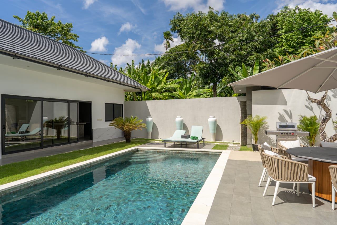 Villa image 2