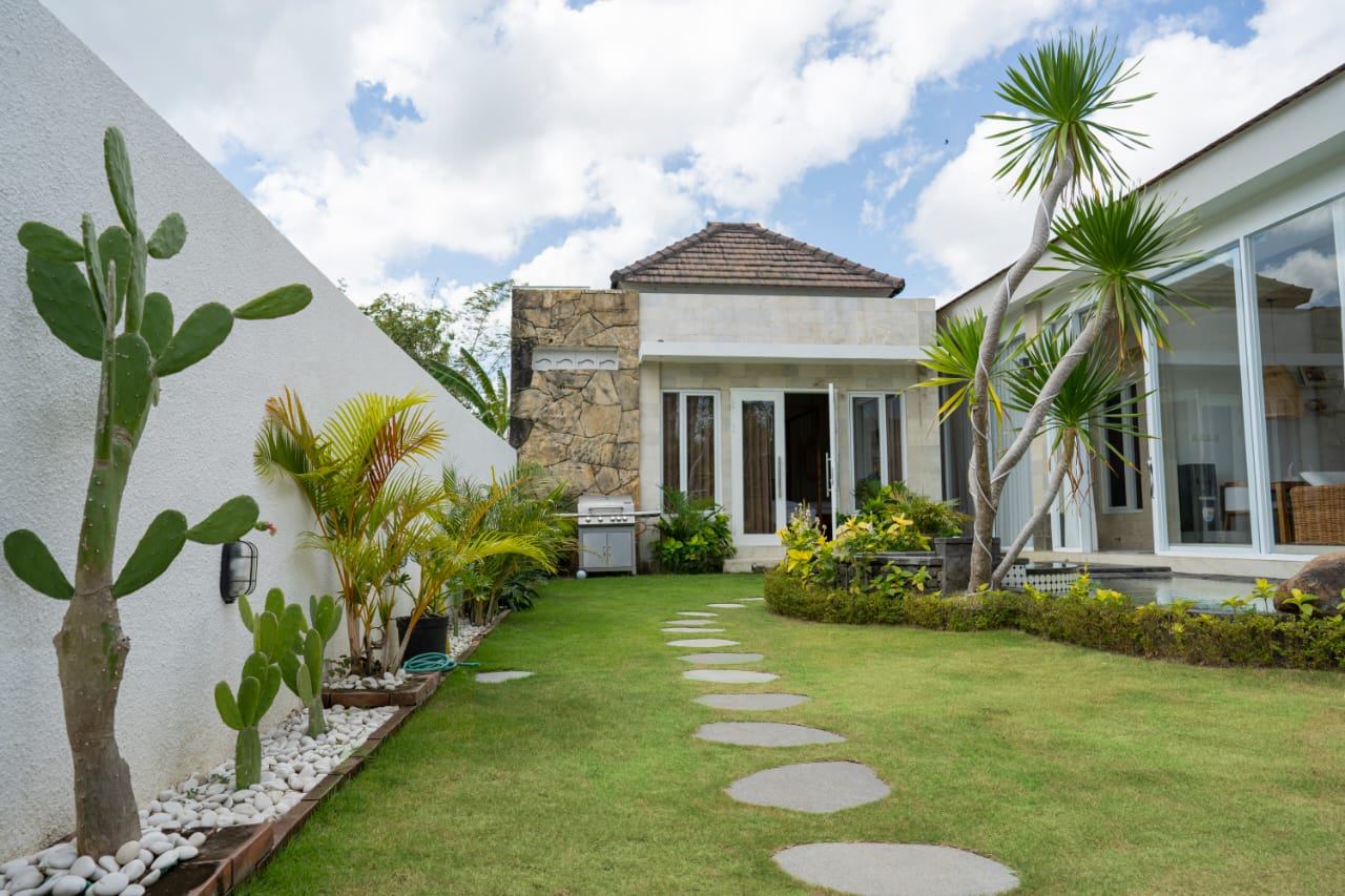 Villa image 1