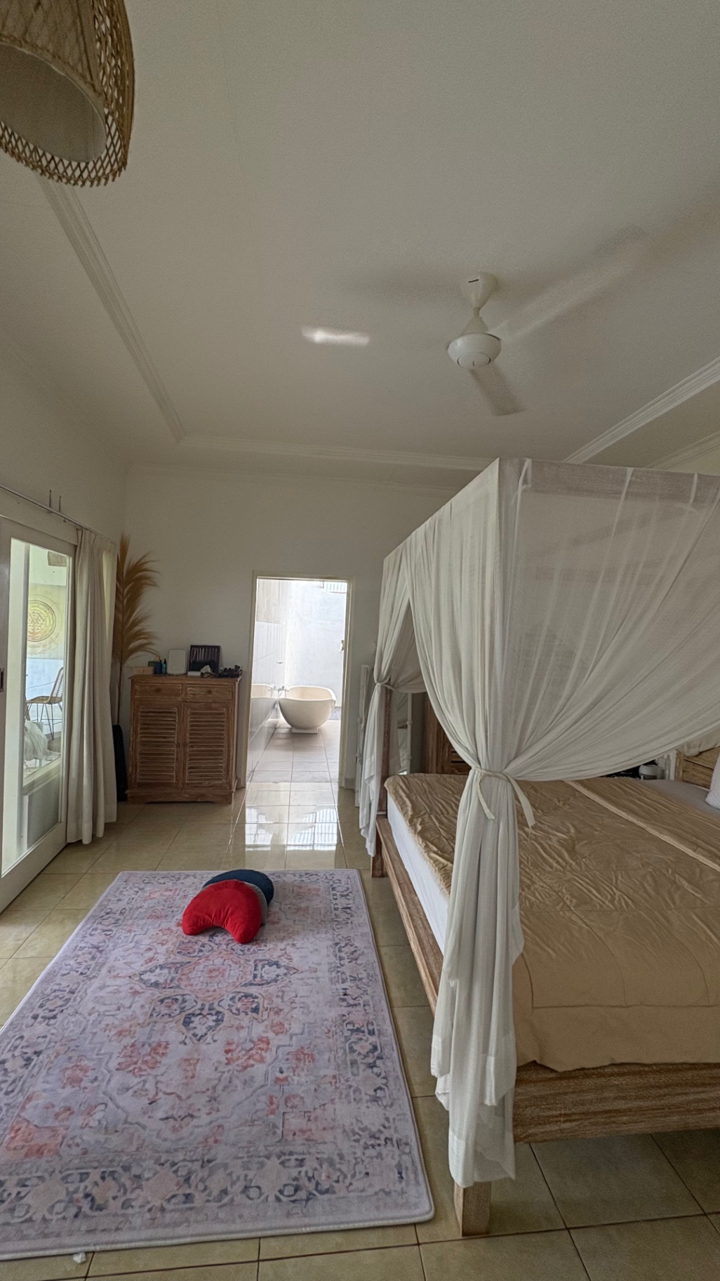 Villa image 3