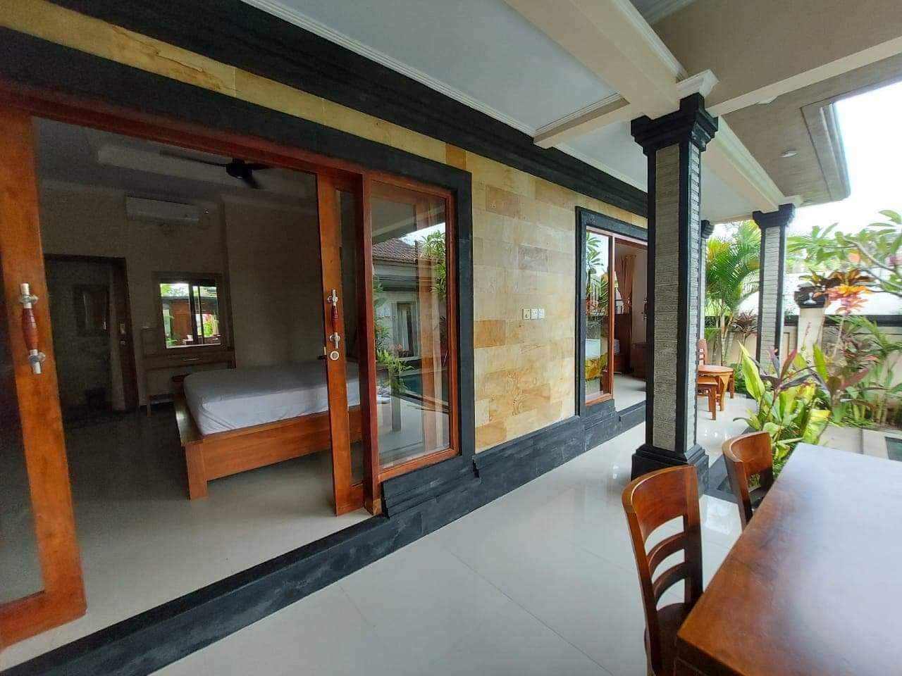 Villa image 4