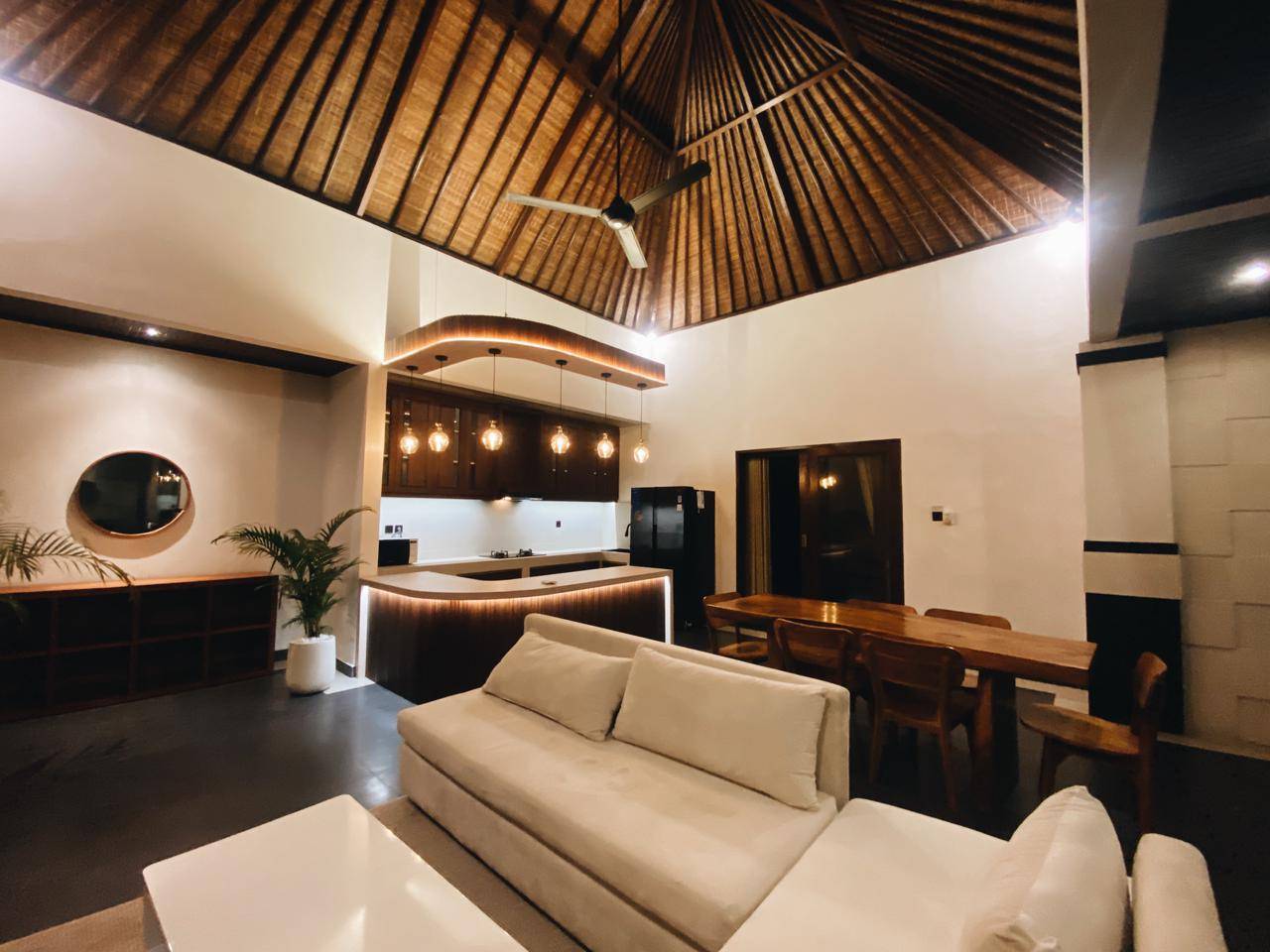 Villa image 1