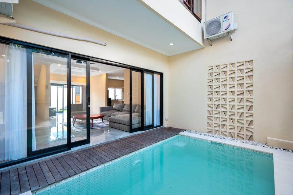 Villa image 2
