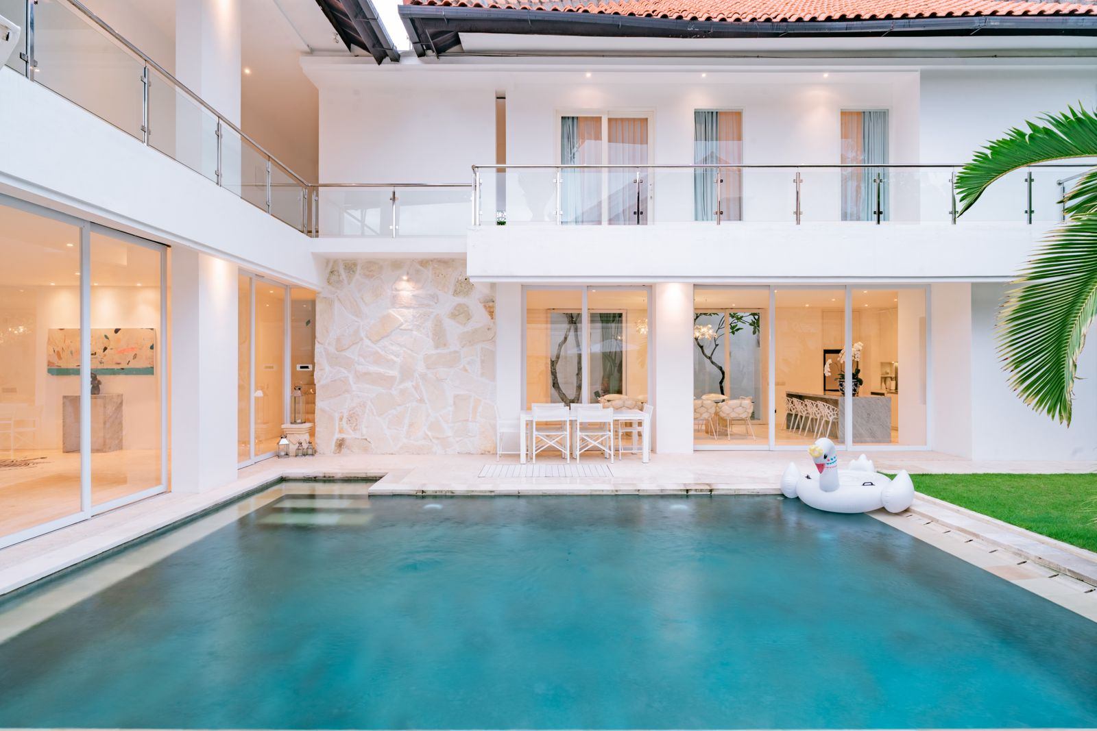 Villa image 2