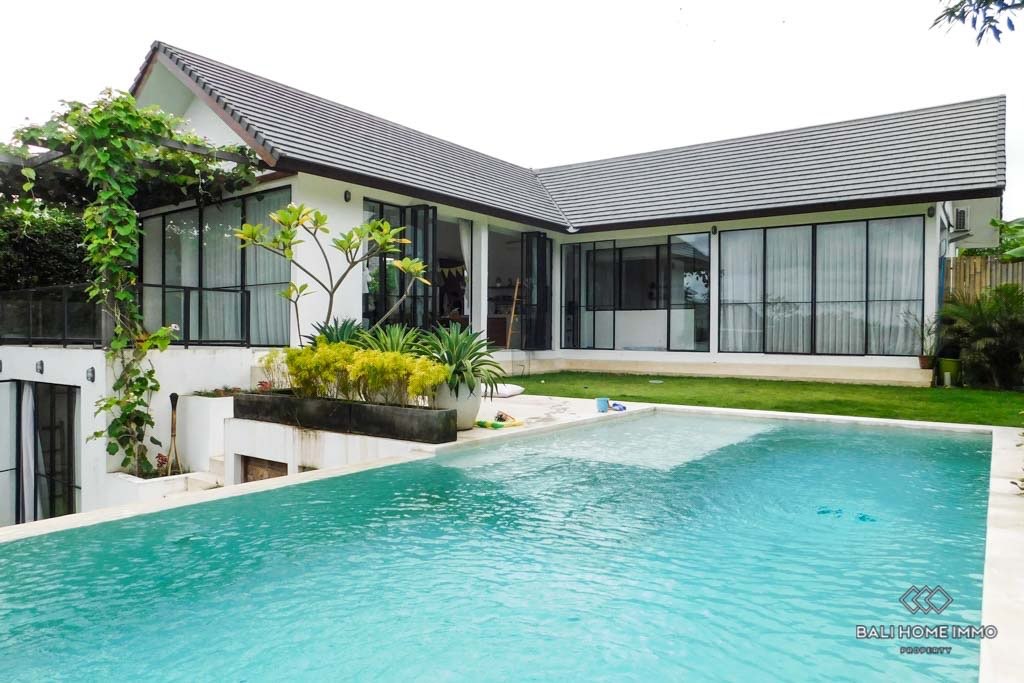 Villa image 1